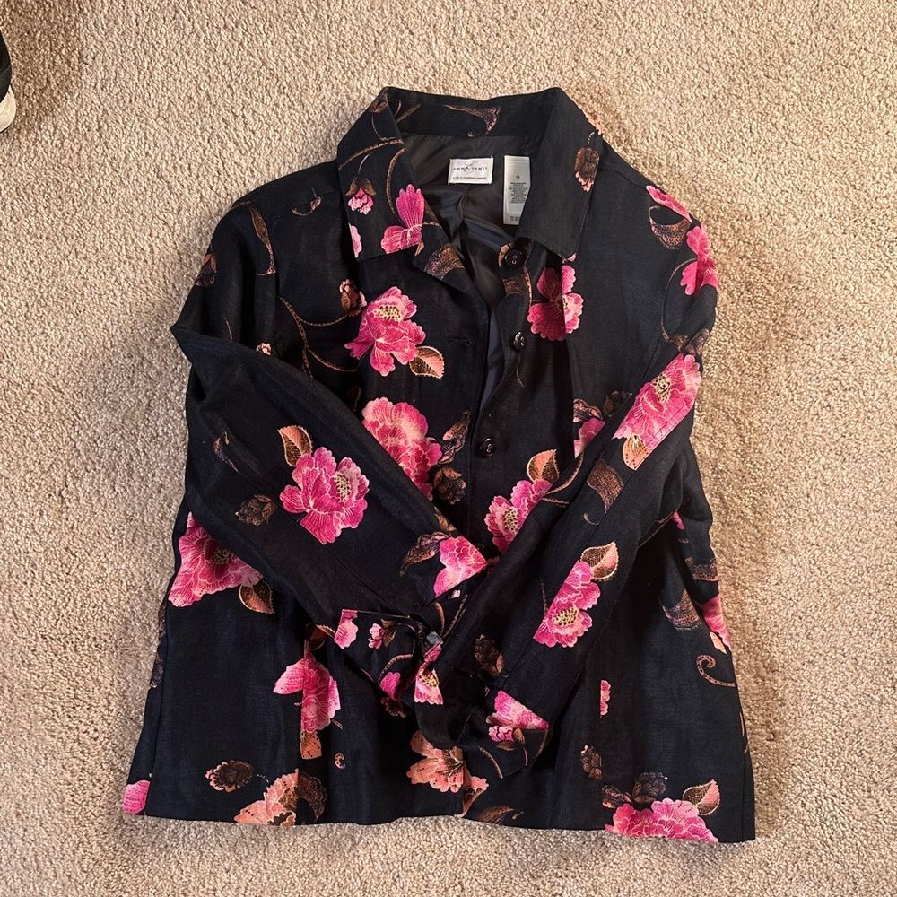 Liz Claiborne Black and Pink Floral Light Jacket / Shirt